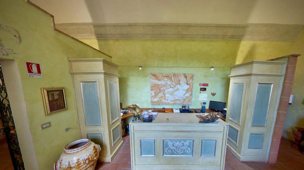 Monastero Le Grazie Hotel Amelia Luaran gambar
